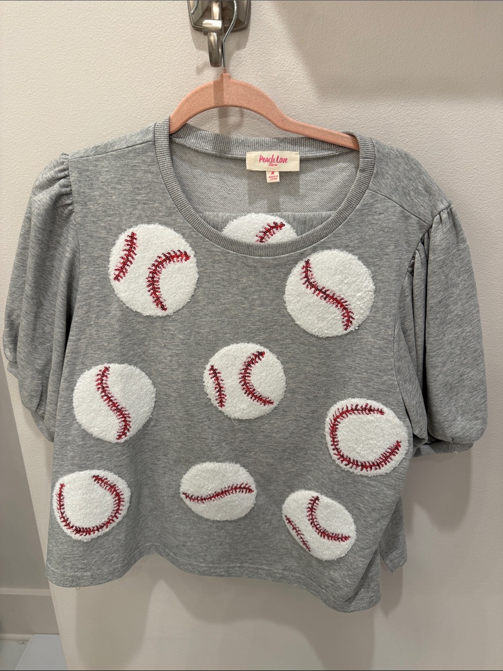 Peach Love California Gray Girls' Baseball Motif Set